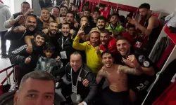 Ayvalıkgücü Belediyespor Zirveye Tutundu