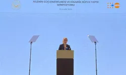 Bakan Göktaş: Cinsiyetsizleştirme, Aile Kurumunu Zayıflatıyor ve Bireyselliği Teşvik Ediyor