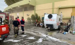 İzmir Atatürk Stadyumu'ndaki Karate Salonunda Yangın Çıktı