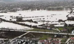 Sağanak Yağış Tarım Arazilerini Su Altında Bıraktı