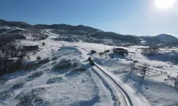 Kar Yağışı Hayatı Olumsuz Etkiledi: 222 Köy Yolu Ulaşıma Kapandı