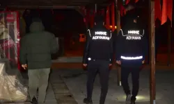 "Uyuşturucu Ticareti Çökertildi: Eş Zamanlı Baskınlarda 2 Tutuklama!"