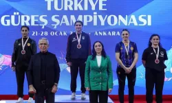 Tokatlı Güreşçi Nesrin Baş Türkiye Şampiyonu Oldu!