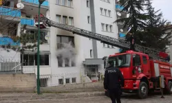 Tokat'ta Apartman Yangını: Dumandan Etkilenen 12 Kişiye Müdahale Edildi!