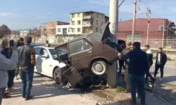 Korkunç Kaza! Park Halindeki 5 Araca Çarpan Sürücü Yaralandı!