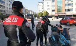 Polisten Büyük Operasyon: Son 1 Haftada 308 Hükümlü ve 928 Aranan Şüpheli Yakalandı