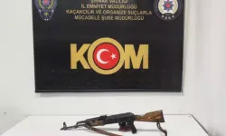 Kaçakçılık Operasyonları: 30 Şüpheli Gözaltına Alındı, Yüklü Miktarda Kaçak Ürün Ele Geçirildi