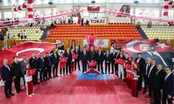 Tokat’ta 19 Mayıs Coşkusu: Gençlik Bayramı Kortejle Başladı, Gösterilerle Devam Etti