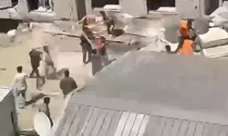 Şantiye Kavgası Sokağa Taştı: Taş ve Sopalarla Birbirlerine Saldırdılar