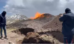 Doğalgaz Hattına Yıldırım Düştü: Küçük Çaplı Yangın Çıktı