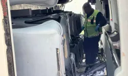 Yolcu Otobüsü Devrildi: 14 Kişi Yaralandı