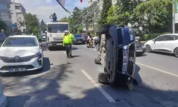 Takla Atan Otomobilde 3 Kişi Yaralandı