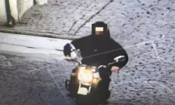 Motosiklet Hırsızları Güvenlik Kamerasına Yakalandı: 2 Şüpheli Tutuklandı