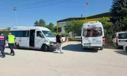 İşçi Servisleri Çarpıştı: 8 Kişi Yaralandı