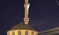 Erbaa'da Minarede Bir Kişi Gördüğünü Sanan Vatandaş Ekipleri Alarma Geçirdi