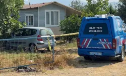 Babasını Baltayla Yaralayıp, Tarım İlacı İçerek Yaşamına Son Verdi
