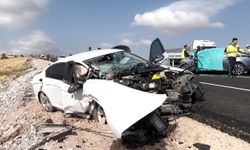 Tokat’ta İki Otomobil Çarpıştı; Evli Çift İle 2 Aylık Bebekleri Öldü