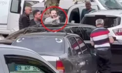 Yol Verme Tartışması Büyüdü: Sürücülerden Biri Tabanca Çekti