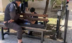 Cami Avlusunda Mahsur Kalan Adam İtfaiye Tarafından Kurtarıldı