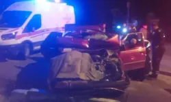 Otomobil Kamyona Çarptı: Sürücü Ağır Yaralandı