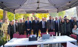 Cumhuriyet Meydanı’nda Fidanlar Sahiplerini Buldu