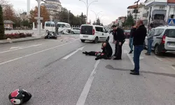 Okul Servisiyle Çarpışan Motosiklet Sürücüsü Ağır Yaralandı
