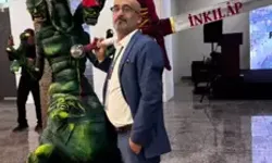 Tartışma Yaratan Heykeli Sergileyen 2 Kişi Gözaltına Alındı