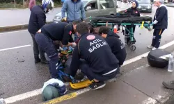 Otomobil Motosiklete Çarptı, Takla Attı: 2 Yaralı