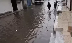 Sağanak Hayatı Olumsuz Etkiledi