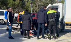 Yaya Geçidinde Kamyonet Çarpması: 1 Yaralı
