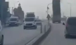 Açık Kalan Damper Trafik Lambasına Çarptı