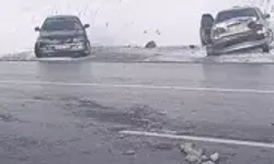 Van`da Zincirleme Kaza: 5 Yaralı