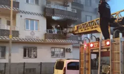Apartman Dairesi Yangında Kullanılamaz Hale Geldi