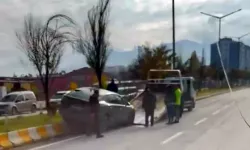 M. Kullandığı Otomobil Kadına Çarptı: Yaralı Hastanede