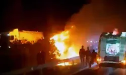 Angus Yüklü TIR Alev Aldı: 2 Kişi Hayatını Kaybetti