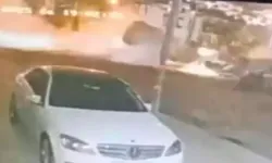 Kamyonet Park Halindeki Araca Çarptı: 1 Ölü, 2 Yaralı