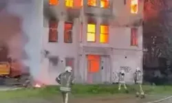 Tarihi Fransız Hapishanesi Avlusundaki Binada Yangın