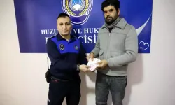 Unutulan 5 Bin TL ATM’de Bulundu, Sahibine Ulaştı