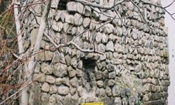 Niksar’da Cin Camii'nin Kitabesi 23 Yıl Sonra Bulundu