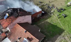 Erbaa’da Ahırda Çıkan Yangın, Evin Çatısına Sıçradı