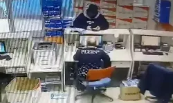 Sahte Kimlikle Kargo Dolandırıcılığı: 2 Tutuklama