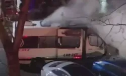 Beylikdüzü’nde Seyir Halindeki Servis Yandı