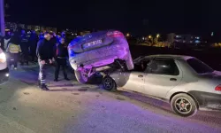 Otomobil Park Halindeki Araca Çarptı: Sürücü Yaralandı