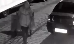 Çorlu’da Market Önündeki Dondurma Dolabını Çaldı