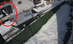 Bingöl’de Çatıdan Düşen Kar İş Yerinin Tabelasını Devirdi