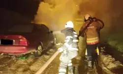 Yayladağı’nda Seyir Halindeki Araç Alev Aldı