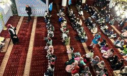 Yavuz Sultan Selim Camii’nde Çocuk Sesleri: "Şerbet" Minikleri Mest Etti!