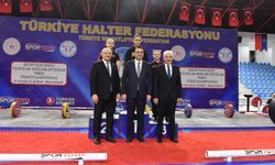 Halterin Devleri Tokat’ta Buluştu: Türkiye Şampiyonası Sona Erdi!