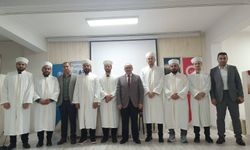 Erbaa’da Yeni Din Görevlileri İçin Cübbe ve Sarık Merasimi Düzenlendi