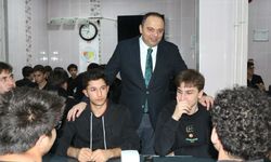 Erbaa Kaymakamı Dr. Remzi Demir, Gençlerle İftar Sofrasında Buluştu